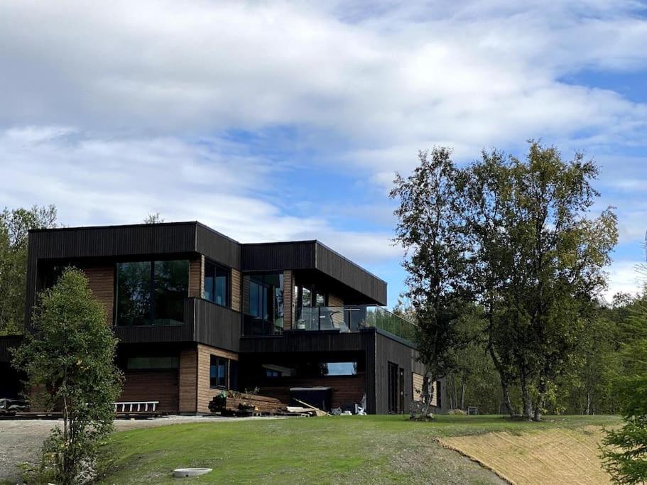 Leilighet Med Nydelig Utsikt Tromso Exterior photo